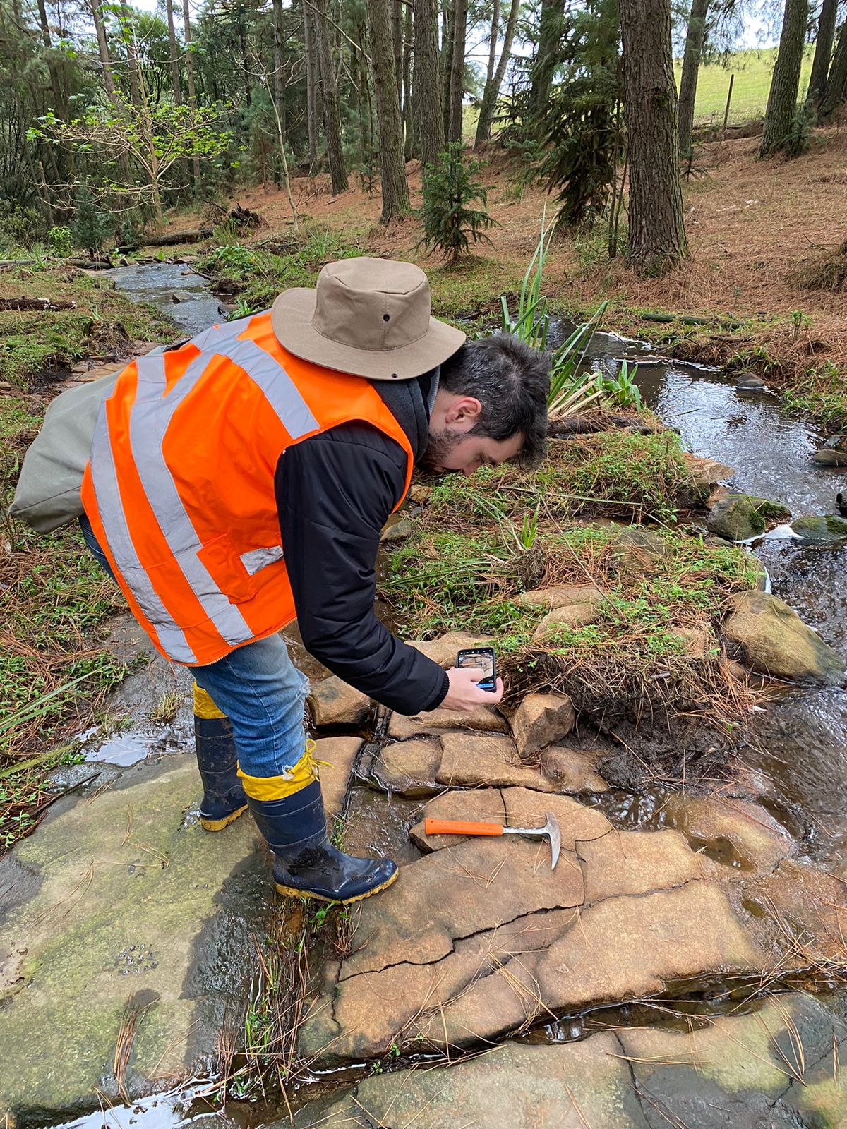 Diagnóstico ambiental do meio físico aplicado ao licenciamento ambiental de empreendimentos