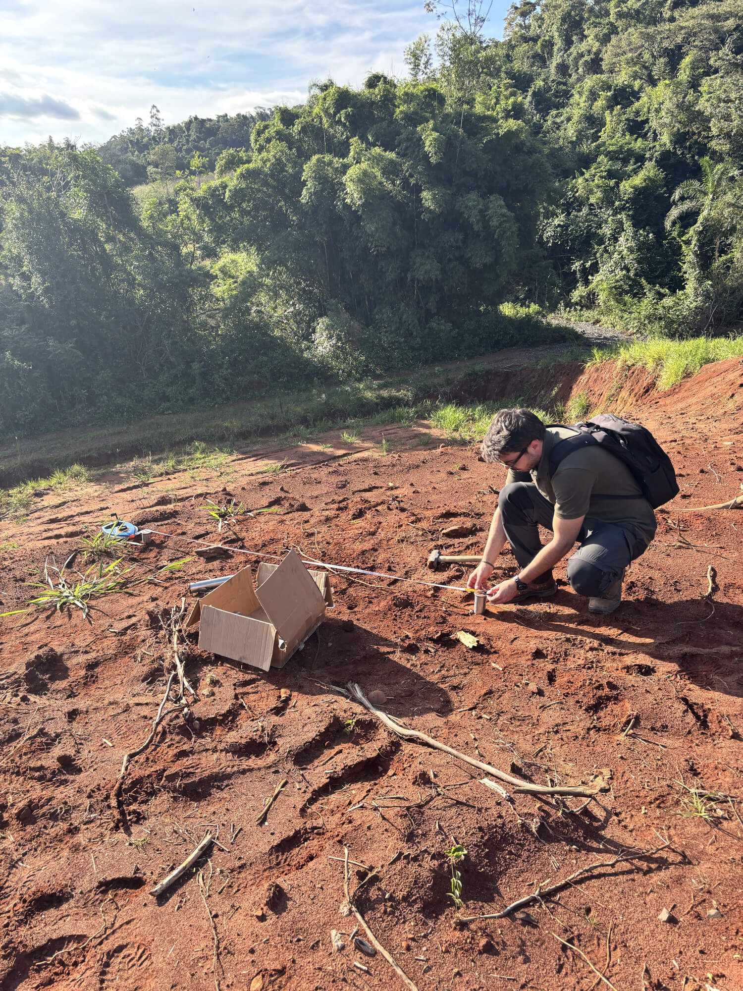 Laudo técnico de estabilidade de taludes e encostas com uso de softwares geotécnicos